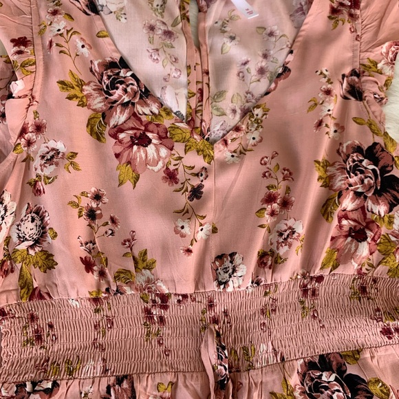 Xhilaration Women’s Floral Wide Leg One Piece Jumper NWOT Size M - Picture 6 of 12